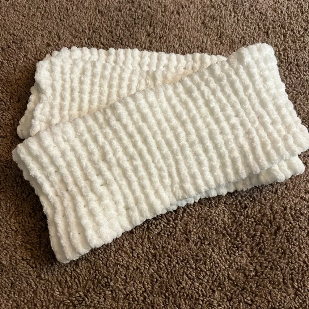 COPY - Bernat yarnspirations baby blanket yarn knitted handmade child size scar…